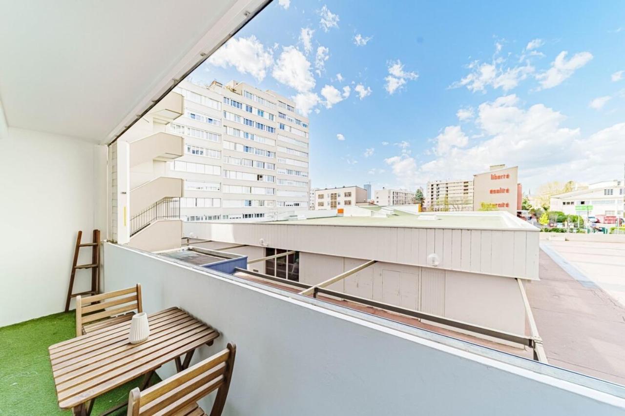 Atypical Apartment With Balcony & Interior Stairs Villeurbanne Exterior foto